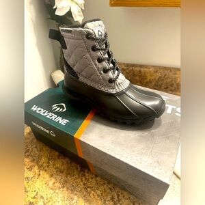 Stunning and comfortable Wolverine boots NEW! Size 5.5